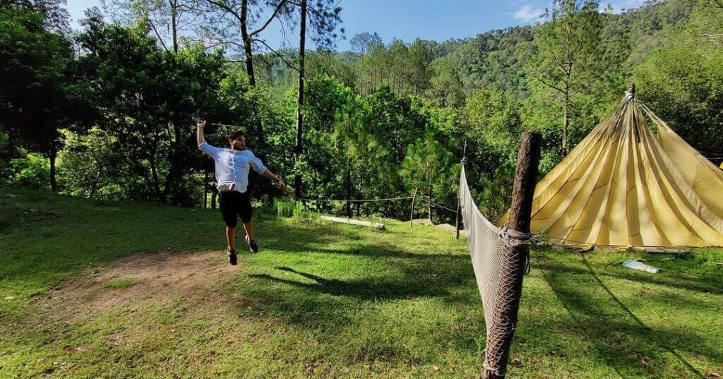 badminton and other sports at camp roxx sirmaur in himachal pradesh